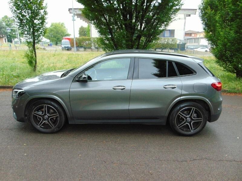 MERCEDES GLA (H247) GLA 180 Automatic ...
