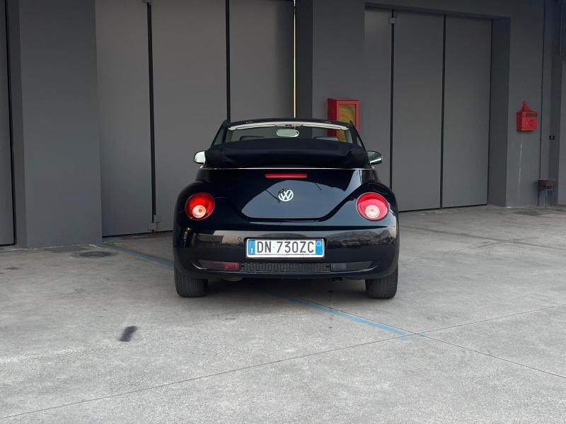 Volkswagen New Beetle 1.4 16V Cabrio gpl