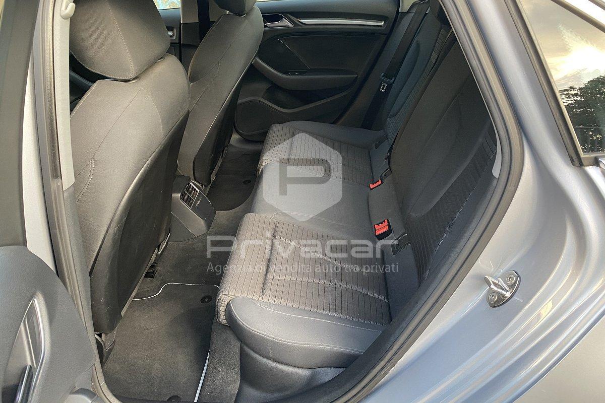 AUDI A3 Sedan 30 TDI S tronic Sport