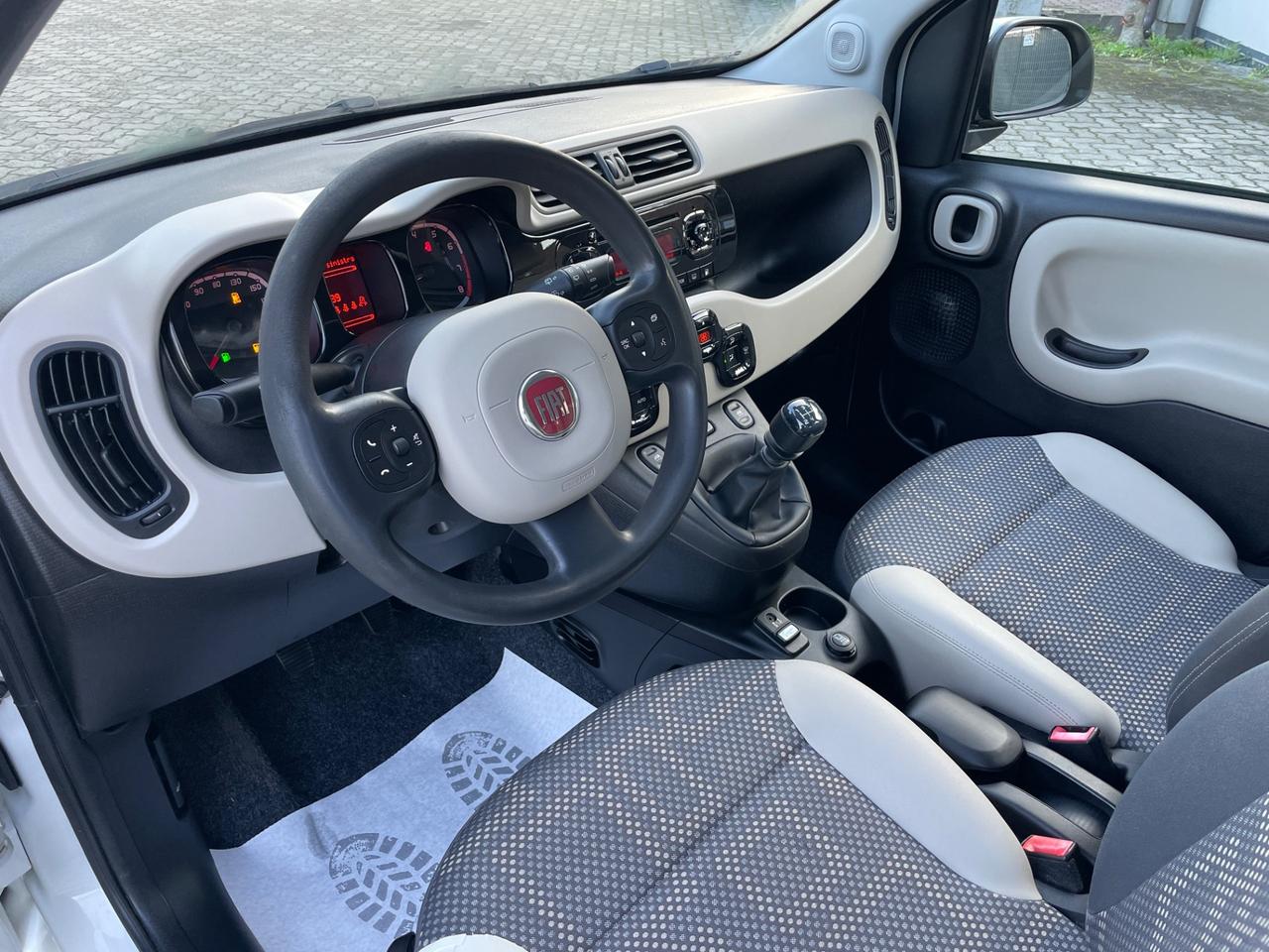 Fiat Panda 0.9 TwinAir Turbo Natural Power Lounge