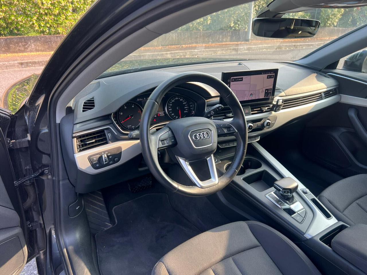 Audi A4 Avant 40 TDI S tronic Business