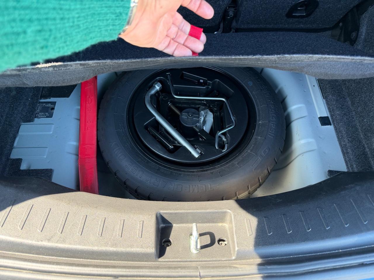 Lancia Ypsilon 1.0 FireFly 5 porte S&S Hybrid Gold