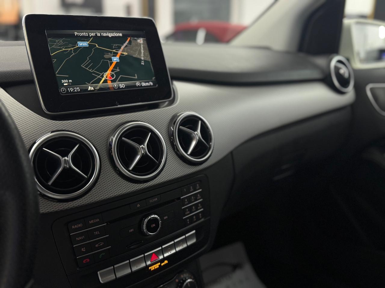 Mercedes-benz B 180 d Automatic Premium