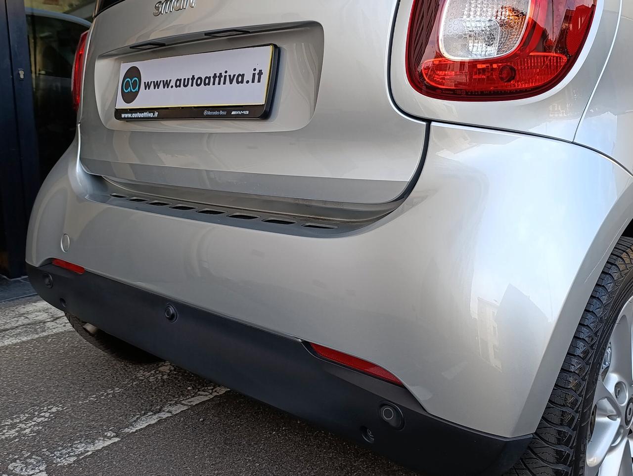 Smart ForTwo 70 1.0 twinamic aut. solo Km 8.142