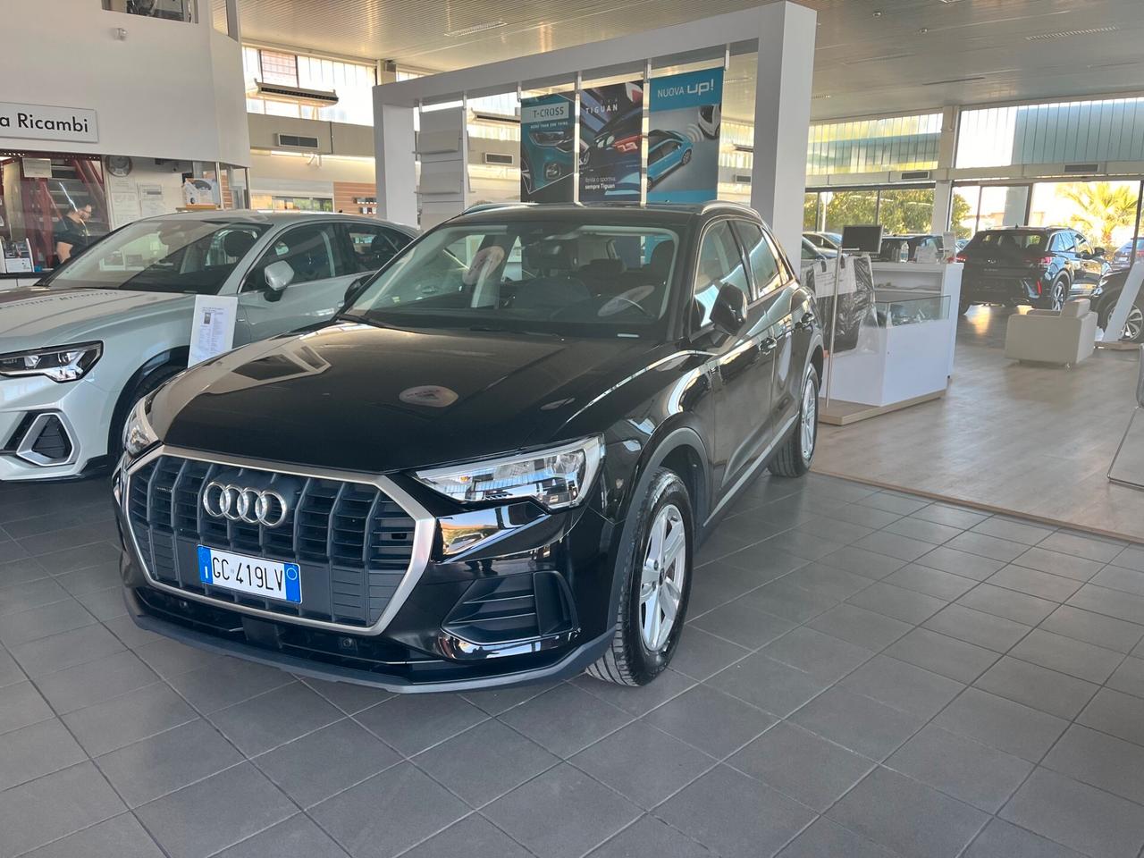 Audi Q3 40 TDI quattro S tronic Business 200 cv