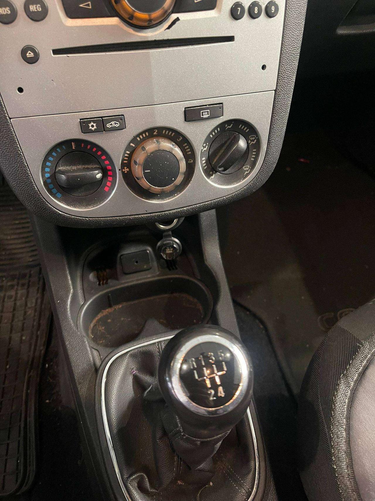 Opel Corsa 1.3 cdti 95cv