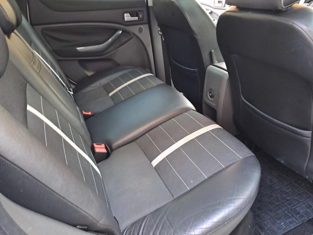 Ford Kuga 2.0 TDCi 136 CV 4WD Titanium DPF