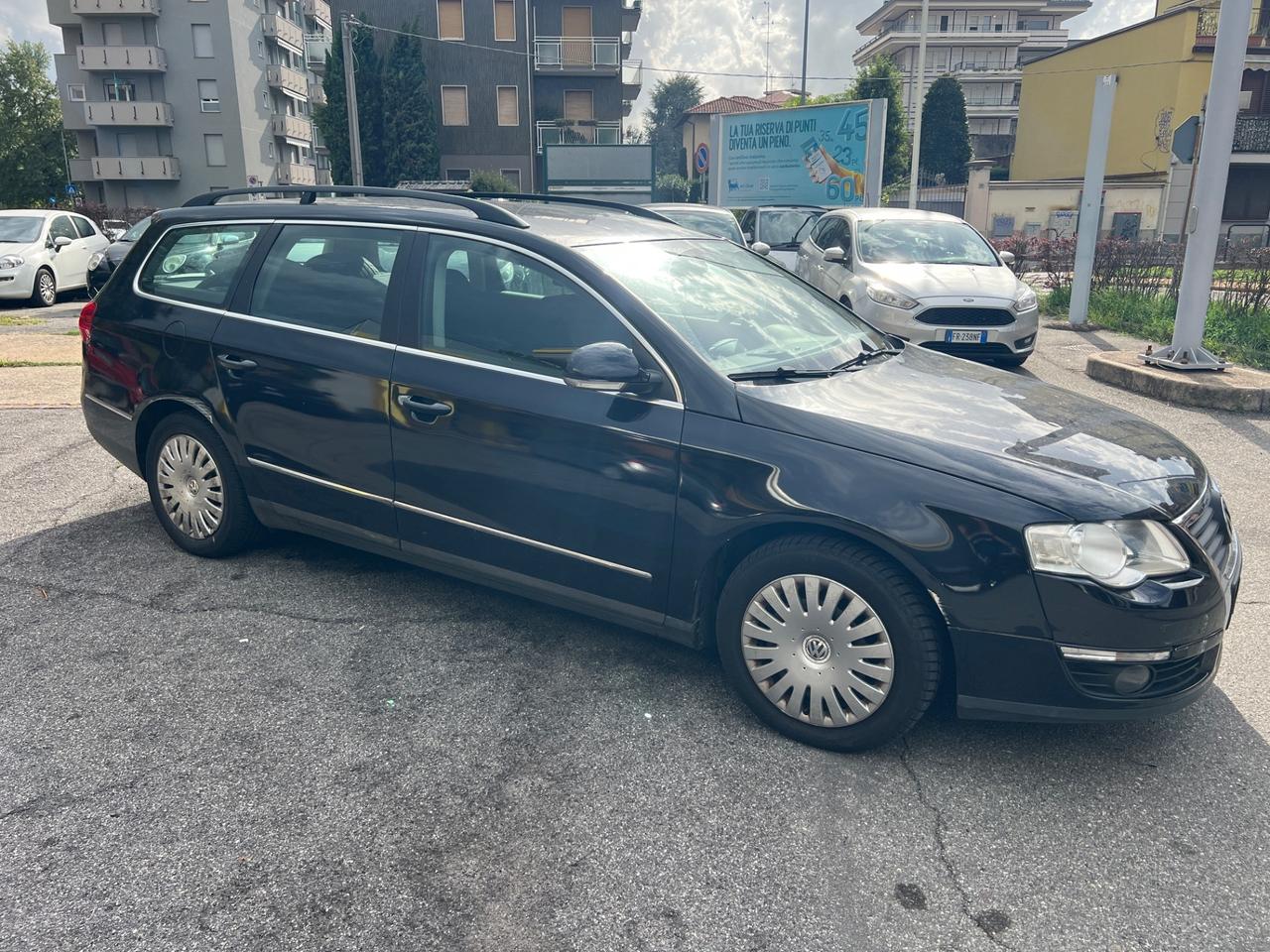 Volkswagen Passat 2.0 16V FSI Var. Comfortline