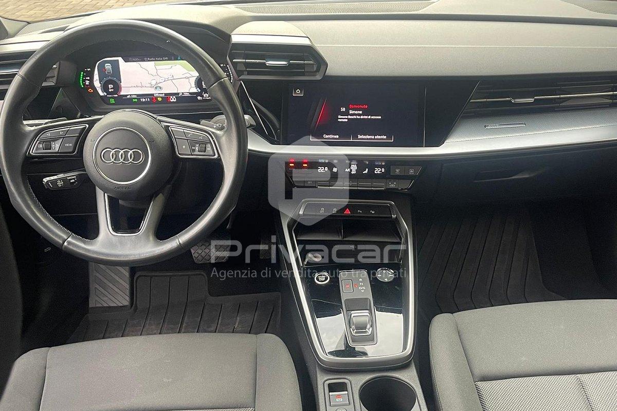 AUDI A3 SPB 30 g-tron S tronic Business Advanced