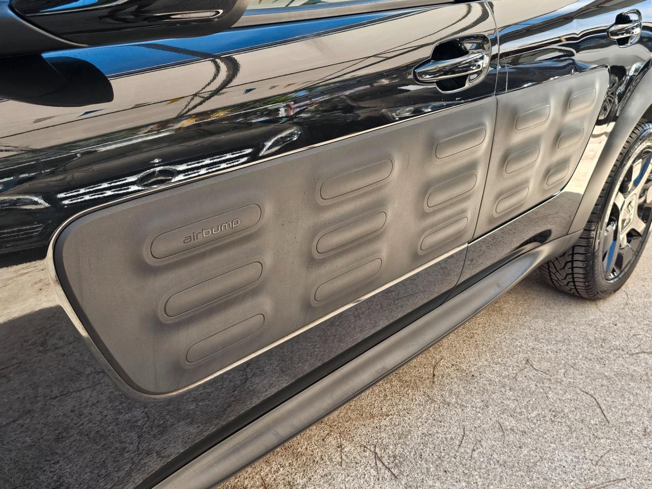 Citroen C4 Cactus 1.6 BlueHDi 100 Shine