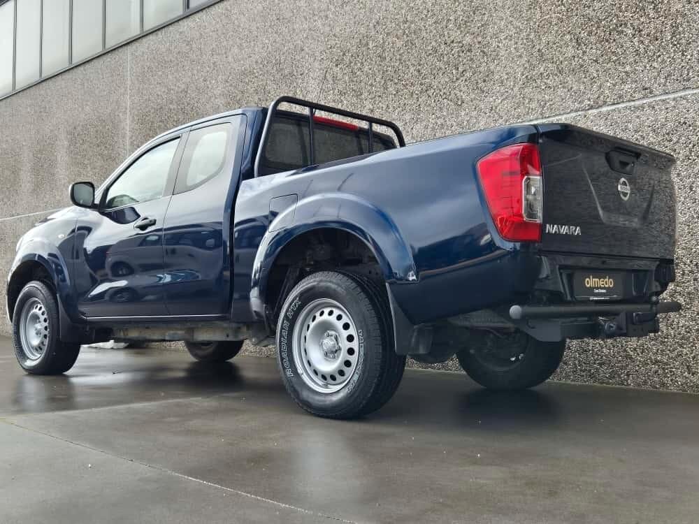 Nissan Navara 2.3 dCi K. Cab IVA DETRAIBILE