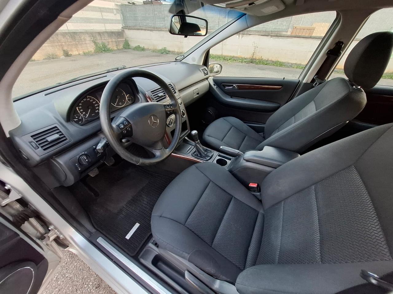 Mercedes-benz A 160 CDI SOLO 128.000 KM