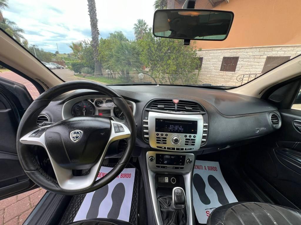Lancia Delta 2.0 MJT DPF Executive