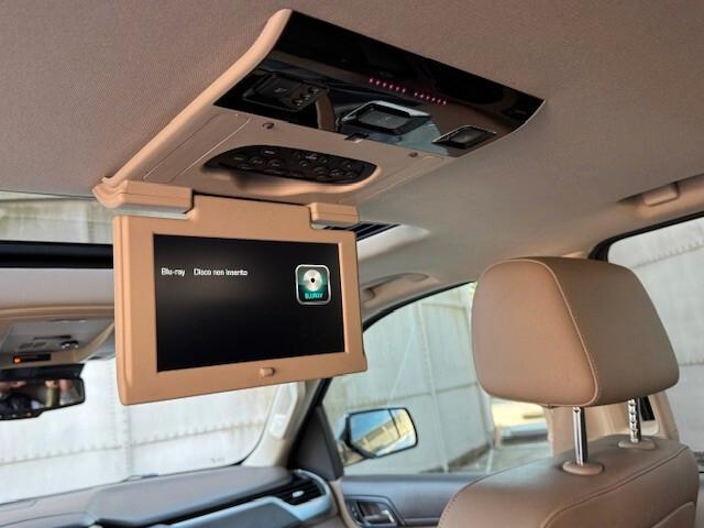 Chevrolet Suburban LTZ 5.3L V8