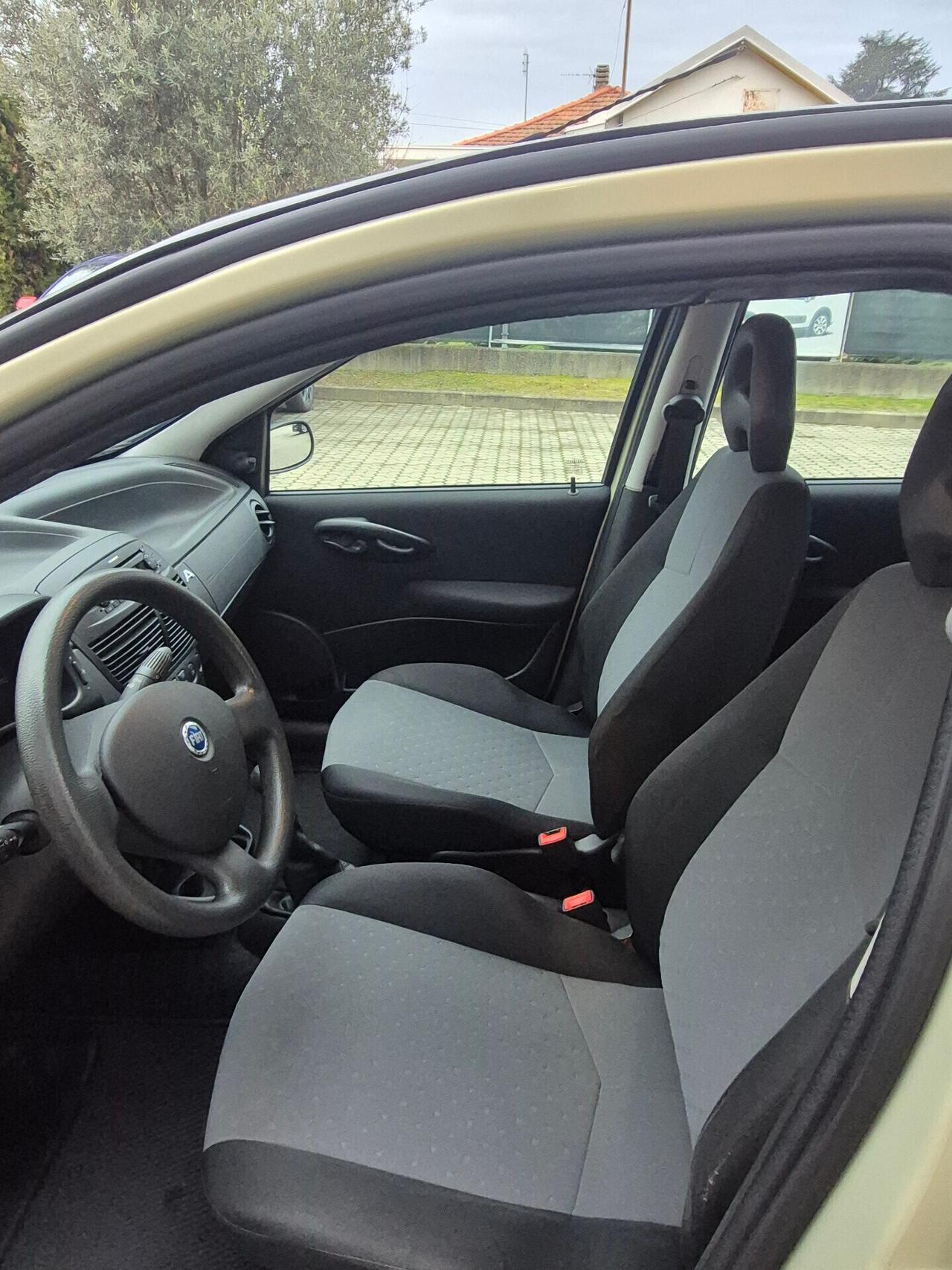 Fiat Punto 1.2 5 porte Active