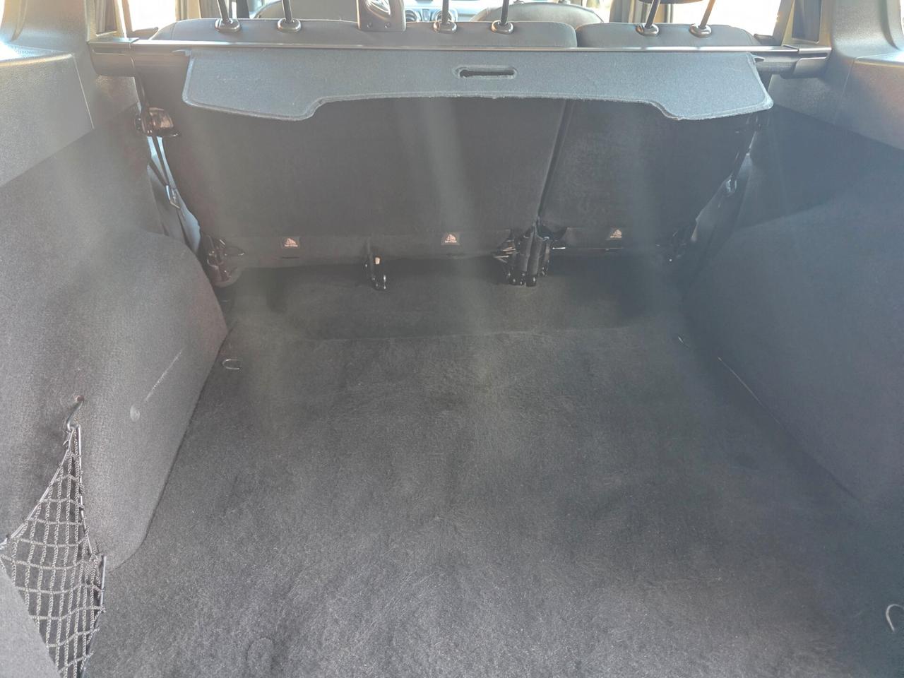 Lodgy 1.6 110CV GPL Wow Unipro full
