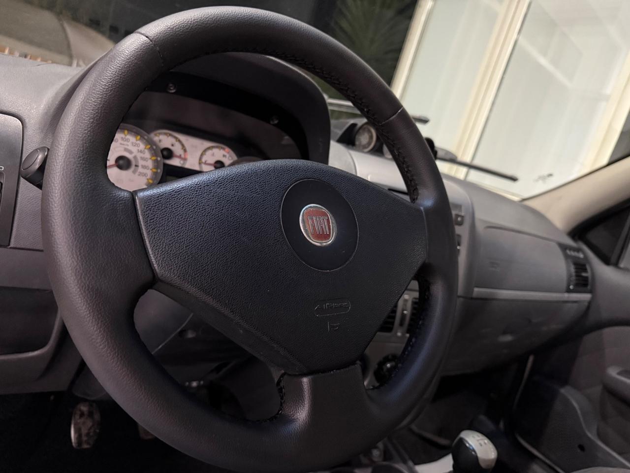 Fiat Strada 1.3MJT95CV Pick-up ADVENTURE CASSONE LUNGO2014