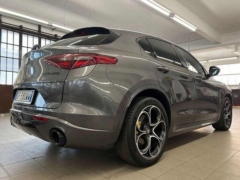 Alfa Romeo Stelvio 2.2 Turbodiesel 210 CV AT8 Q4 Veloce