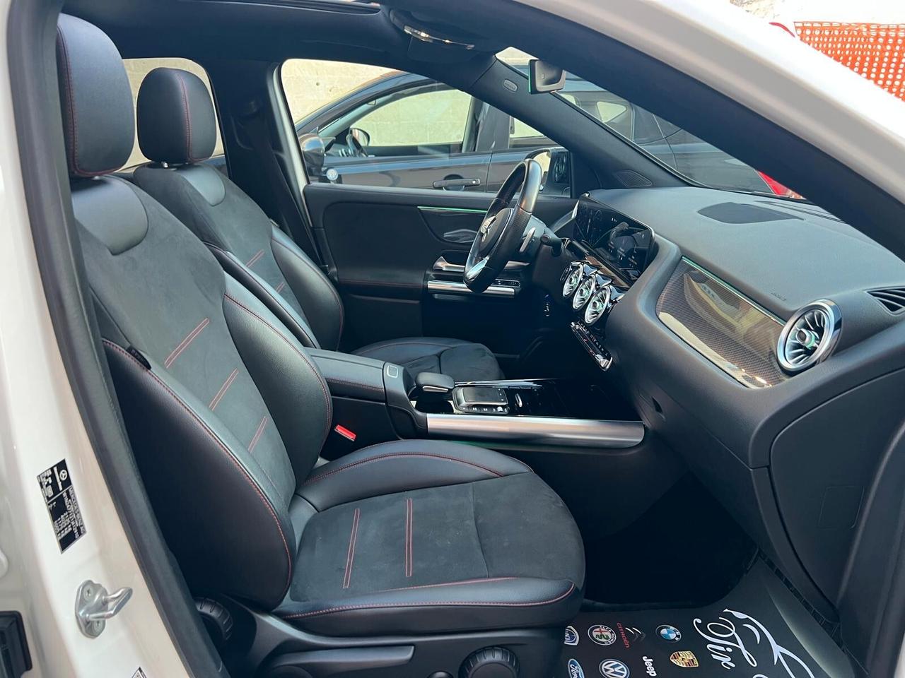MERCEDES-BENZ GLA 200D PREMIUM 2.0 150CV TETTO NAVI CAM ANNO 2022