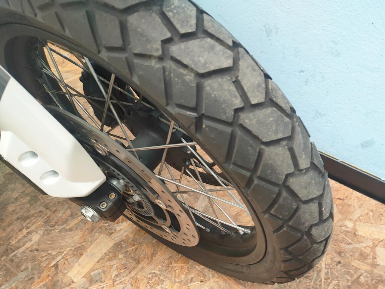 Moto Guzzi V85 TT Garantita e Finanziabile