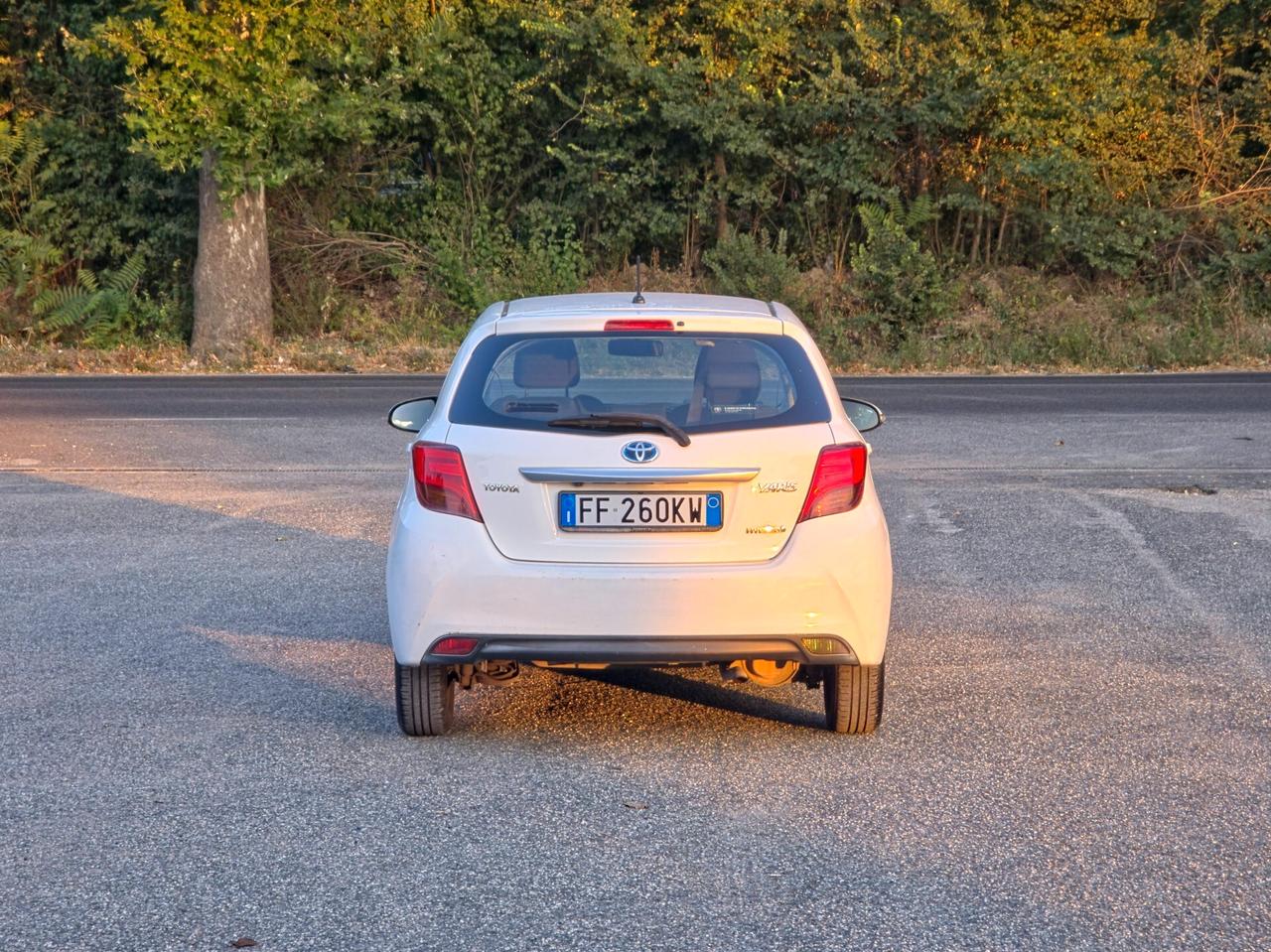 Toyota Yaris 1.5 Hybrid 5 porte Active E6B Automatico NEO 2016