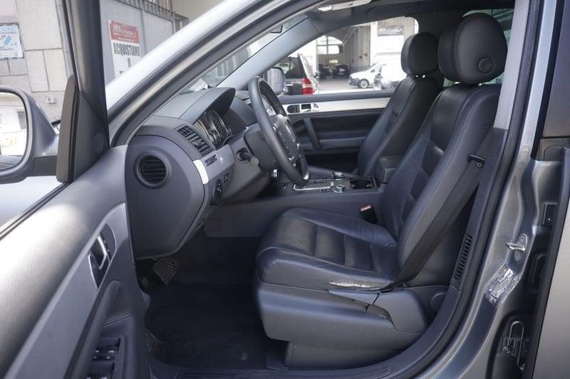Volkswagen Touareg Volkswagen Touareg 3.0 V6 TDI DPF Tiptr. BMot. Tec. Executive