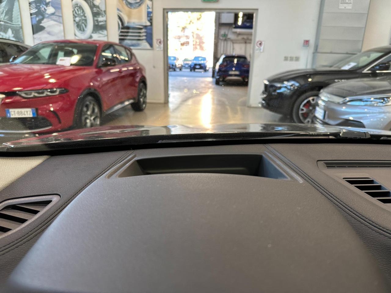 BMW X1 xdrive20d Sport Auto - 18" - LED - Head Up dspl