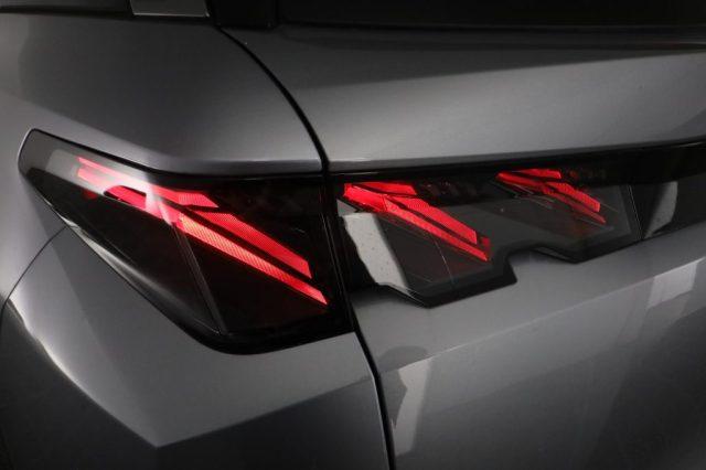 PEUGEOT 5008 3ª serie Hybrid 145 e-DCS6 GT