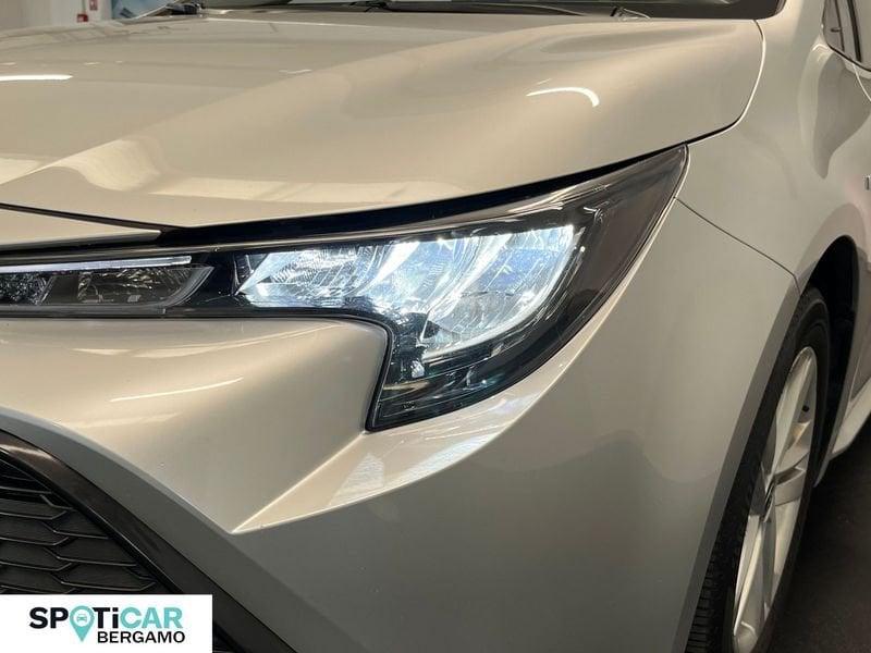 Toyota Corolla Active 1.8 Hybrid Touring