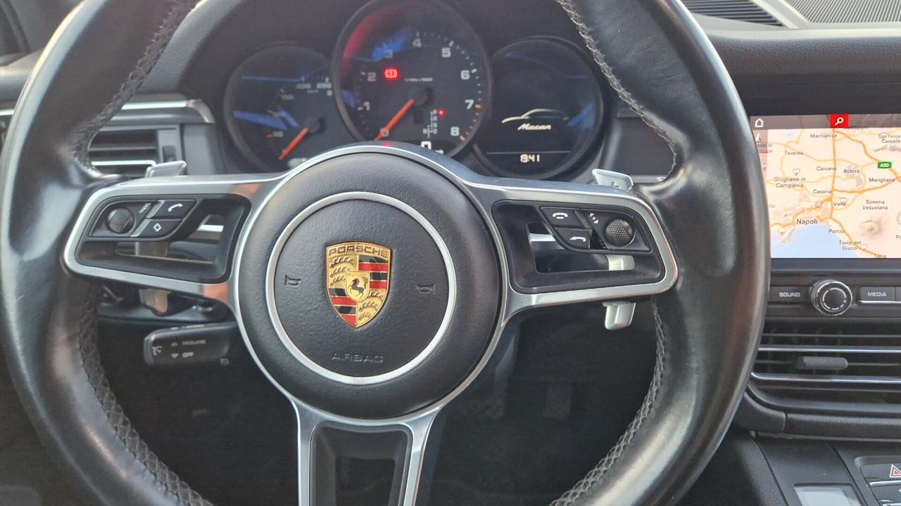 Porsche Macan 2.0-245 cv PDK -2020