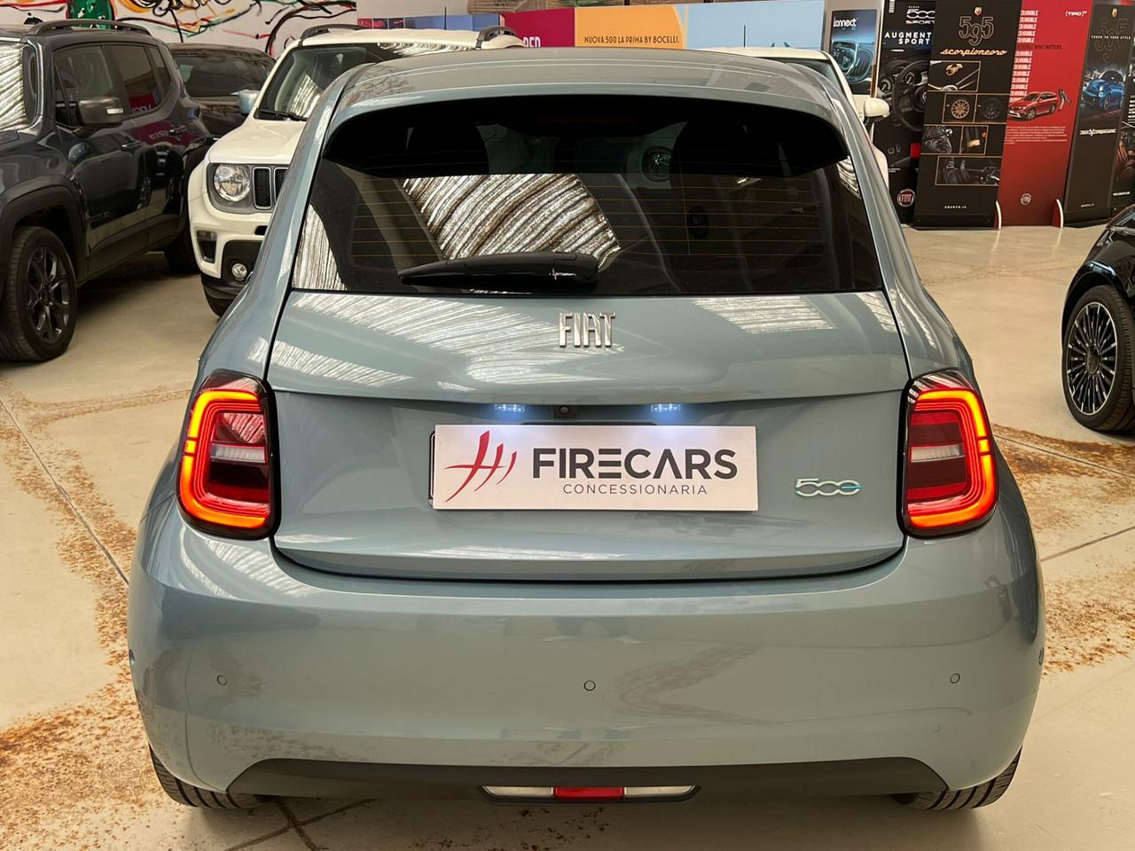 Fiat 500e 42 kWh La Prima *AUTONOMIA 320KM*