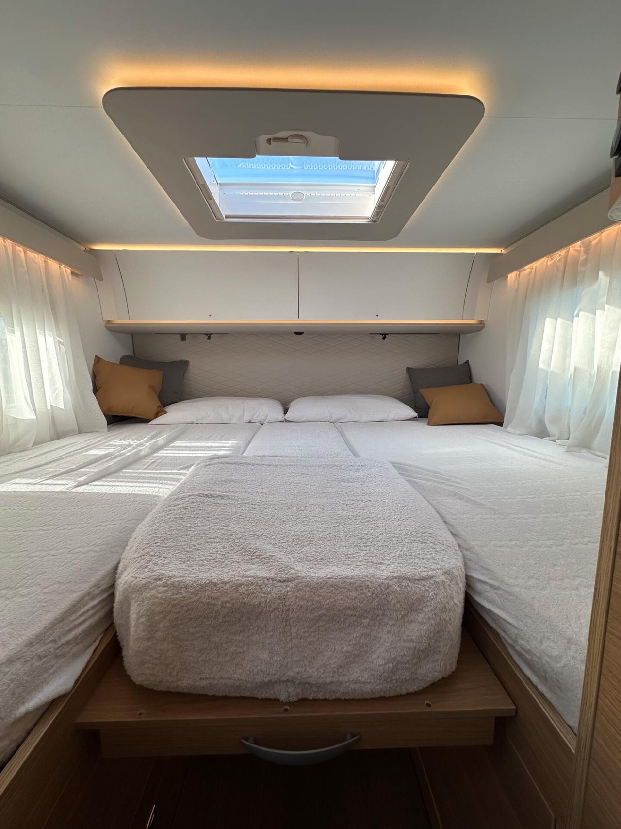 Adria MOTORHOME SONIC 700DL