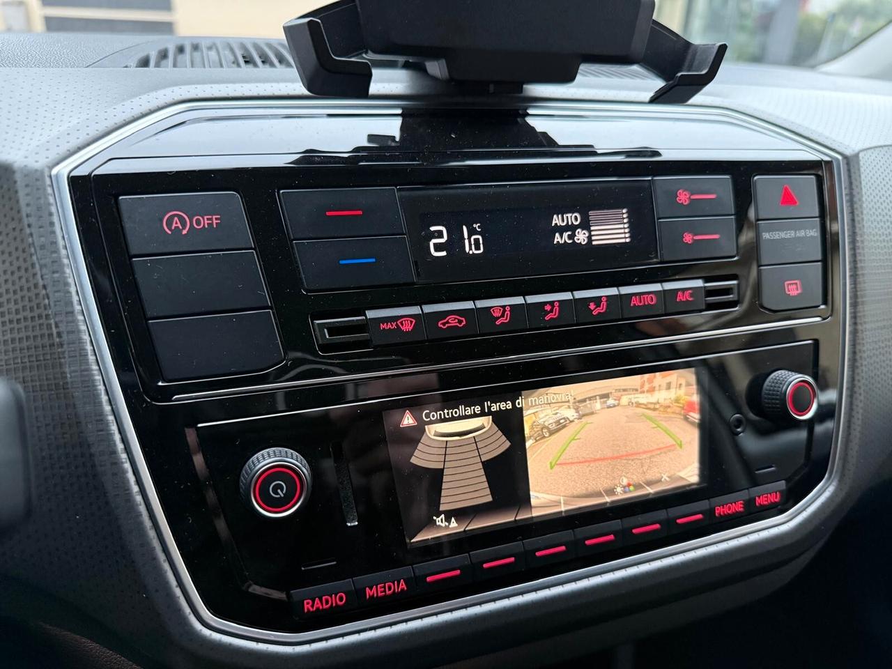 Volkswagen up! 1.0 5p. Eco High BMT ***VIDEOCAMERA*GUIDABILE DA NEOPATENTATI***