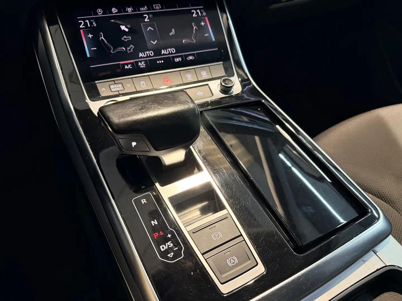 Audi Q8 50 TDI 286 CV quattro tiptronic Sport