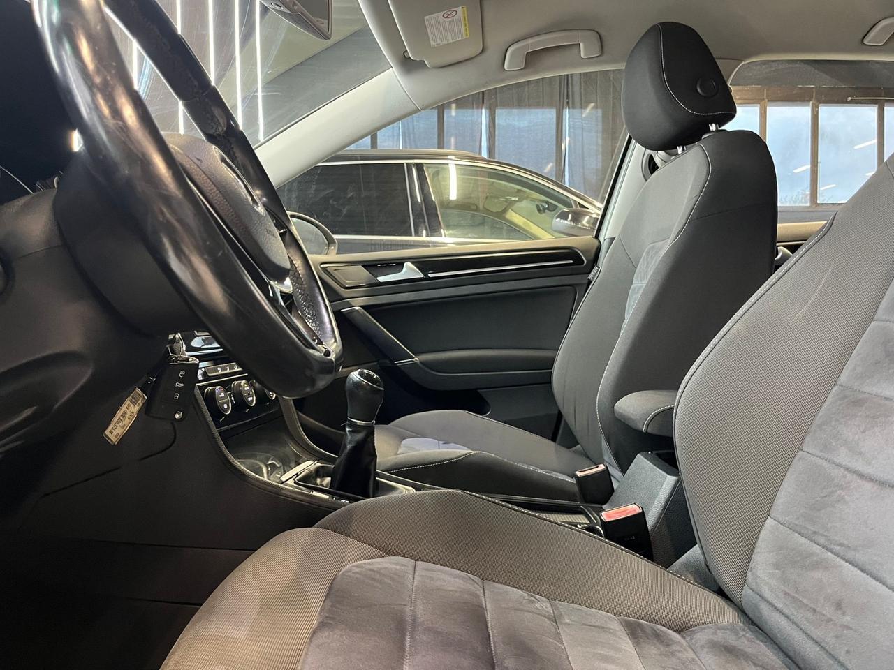 Volkswagen Golf 1.6 TDI 5p. Highline BlueMotion Technology OK NEOPATENTATI