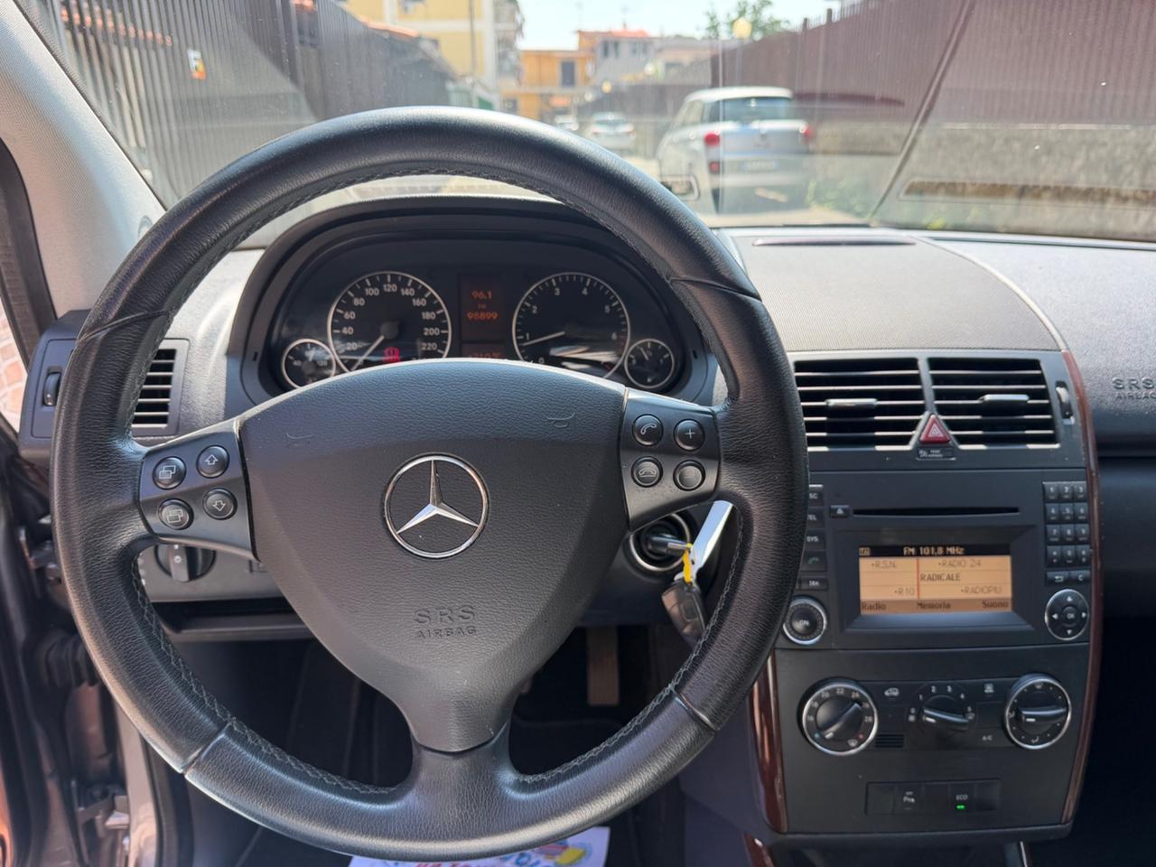Mercedes-benz A 160 BlueEFFICIENCY Special Edition