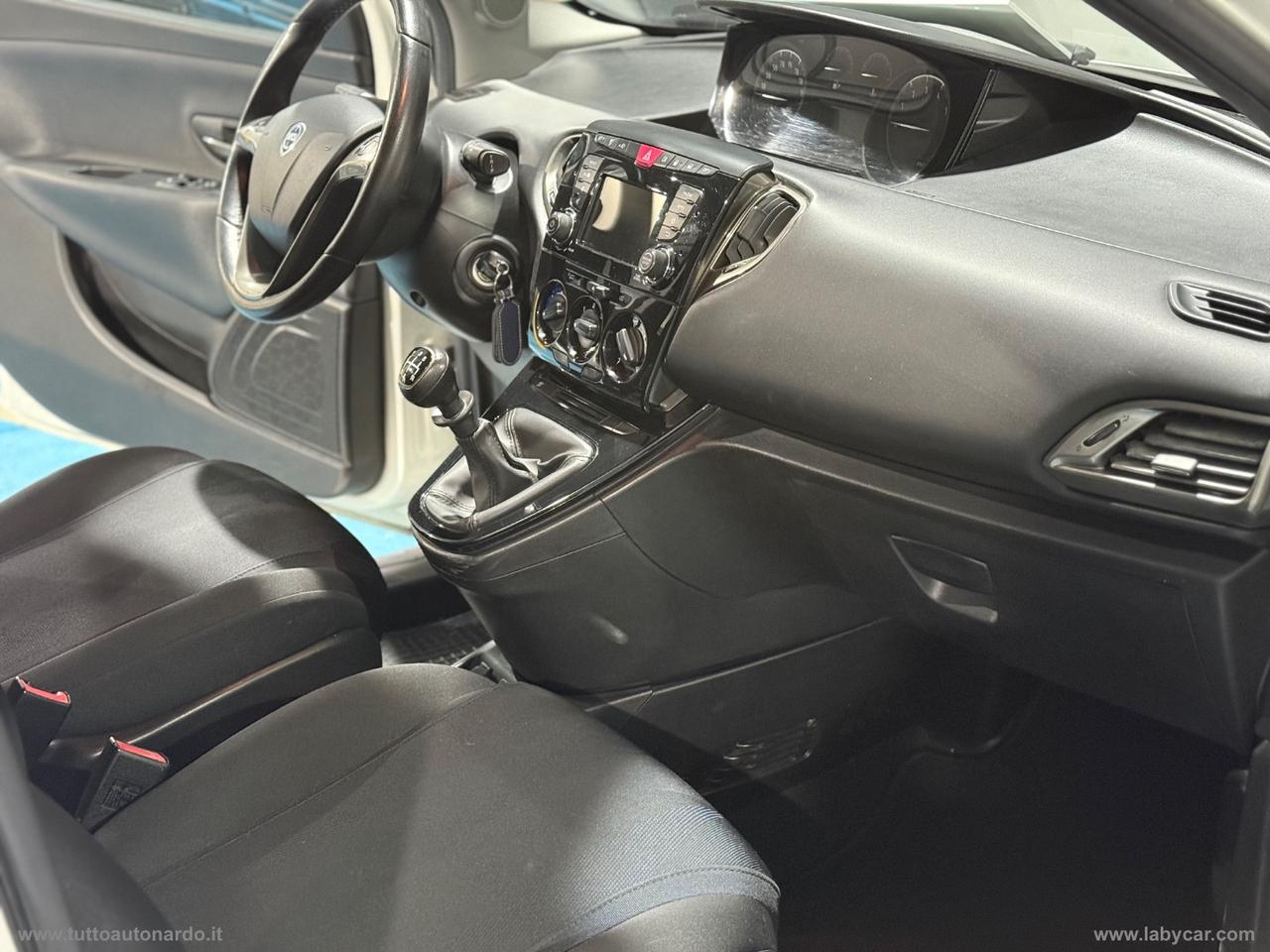 LANCIA Ypsilon 1.2 69 CV 5p. GPL Ecochic Gold