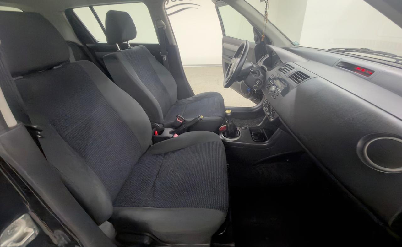 SUZUKI SWIFT (anno 2008)
