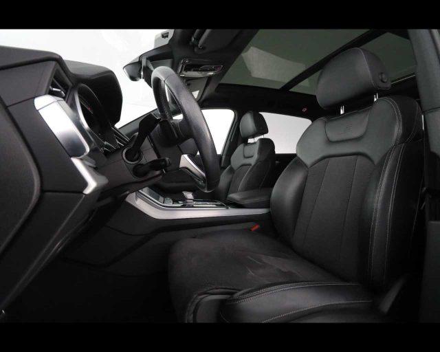 AUDI Q7 55 TFSI quattro tiptronic
