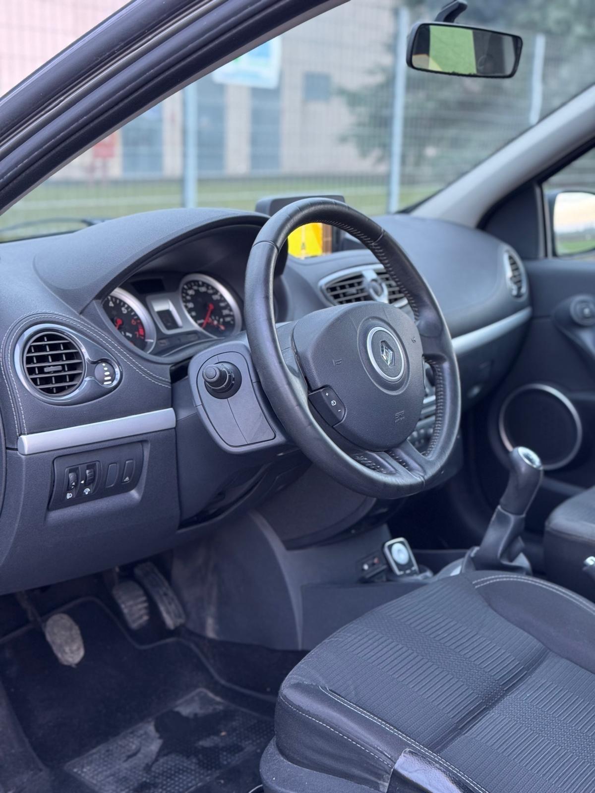 Renault Clio 1.2 16V TCE 100CV 5 porte Luxe