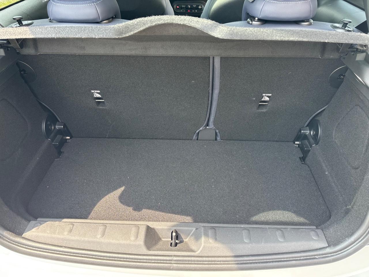 Mini 1.5 Cooper Essential