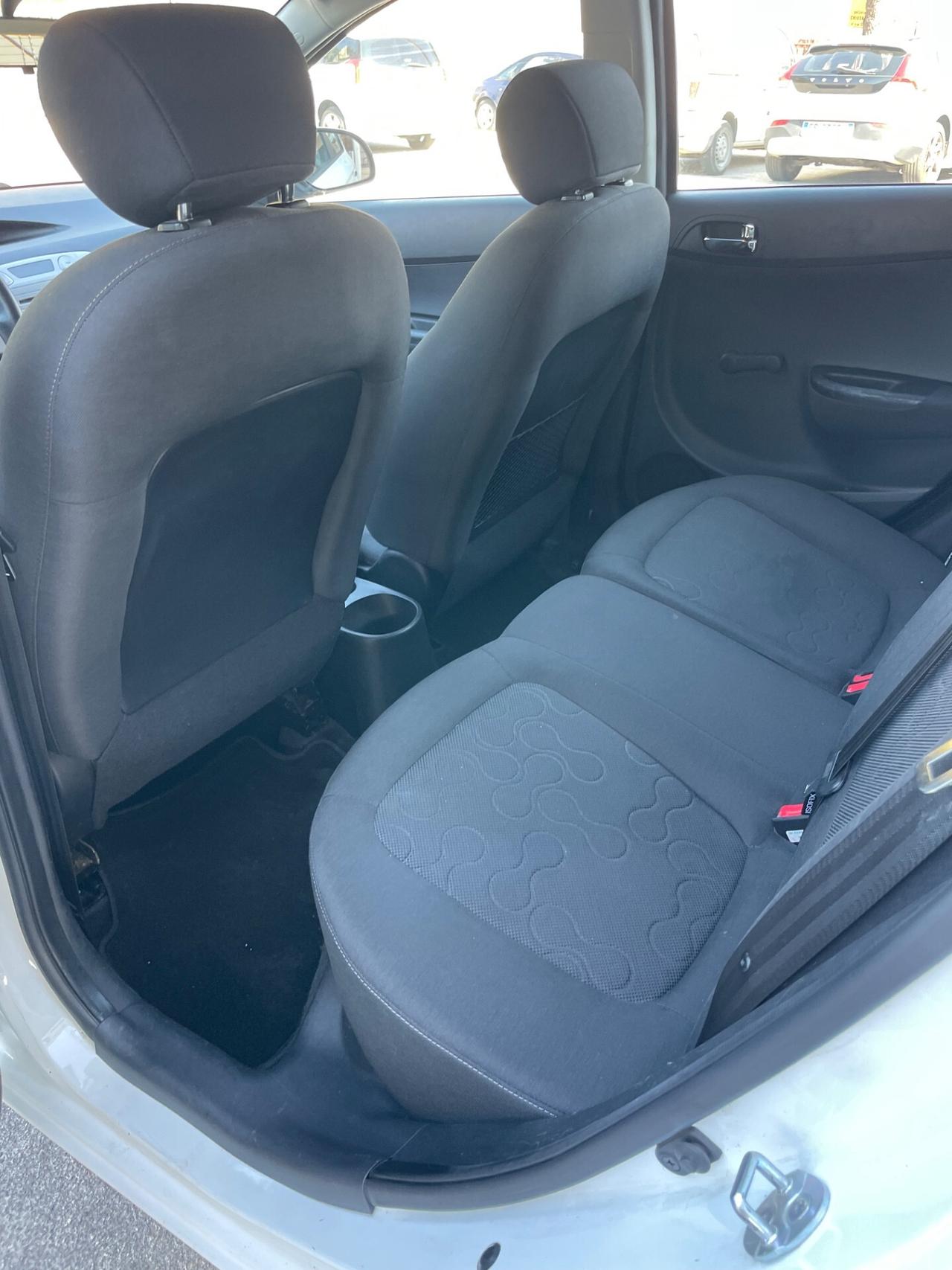 Hyundai i20 1.2 5p. Sound Edition