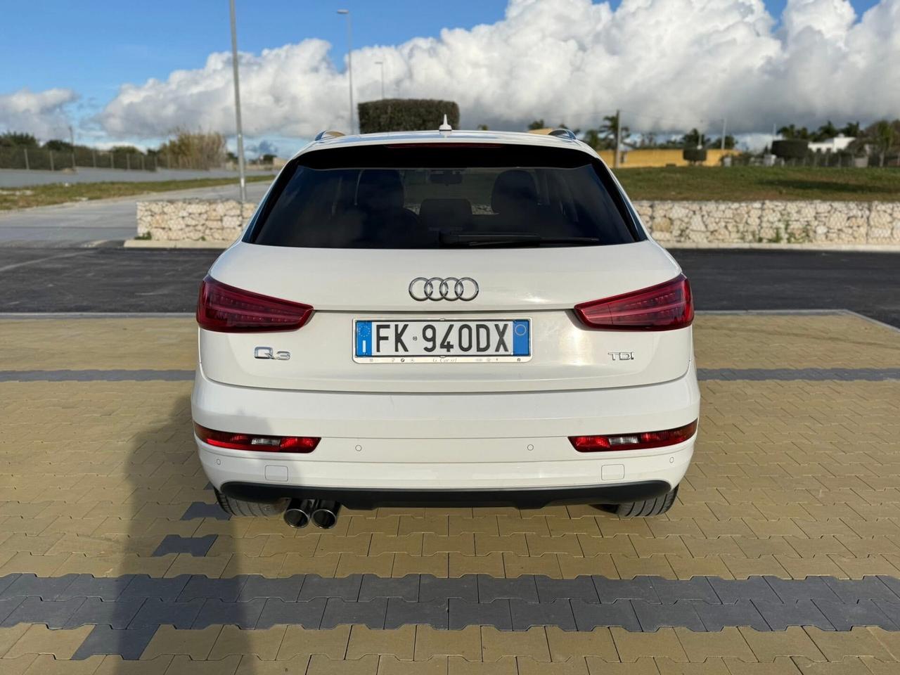 Audi Q3 2.0 TDI 150 CV S tronic Business