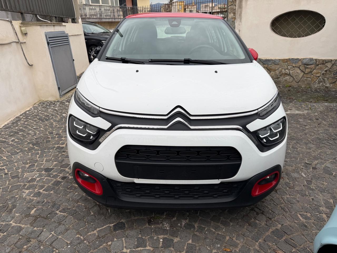 Citroen C3 83cv Benzina 5 porte Shine Navi bicolor pdc