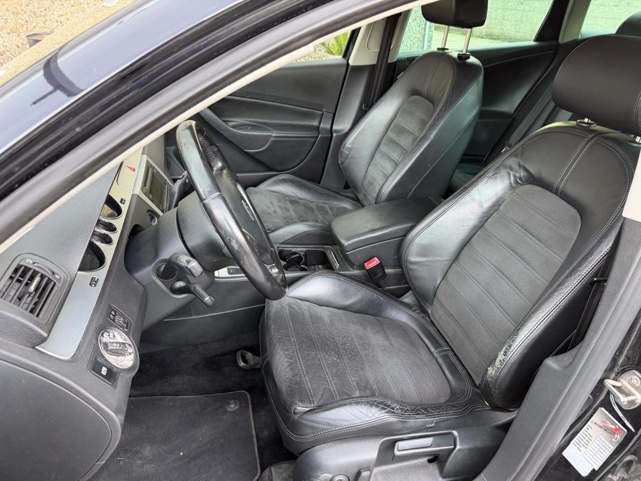 VW PASSAT 2.0TDI HIGLINE 140CV MANUALE ALCANTARA