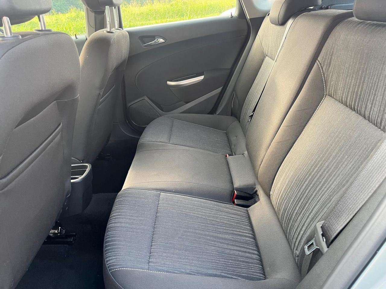 Opel Astra 1.4 Turbo 140CV 5 porte Cosmo