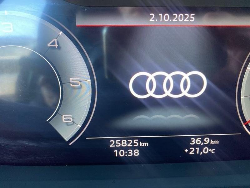 Audi Q3 Q3 SPB 40 TDI quattro S tronic Identity Black 193 CV