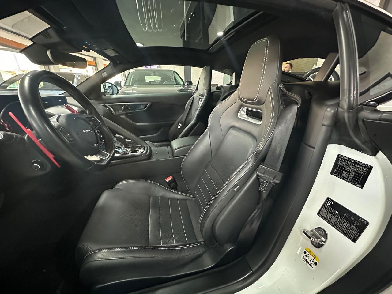 Jaguar F-Type R-Dynamic 2.0 Twinturbo #8830