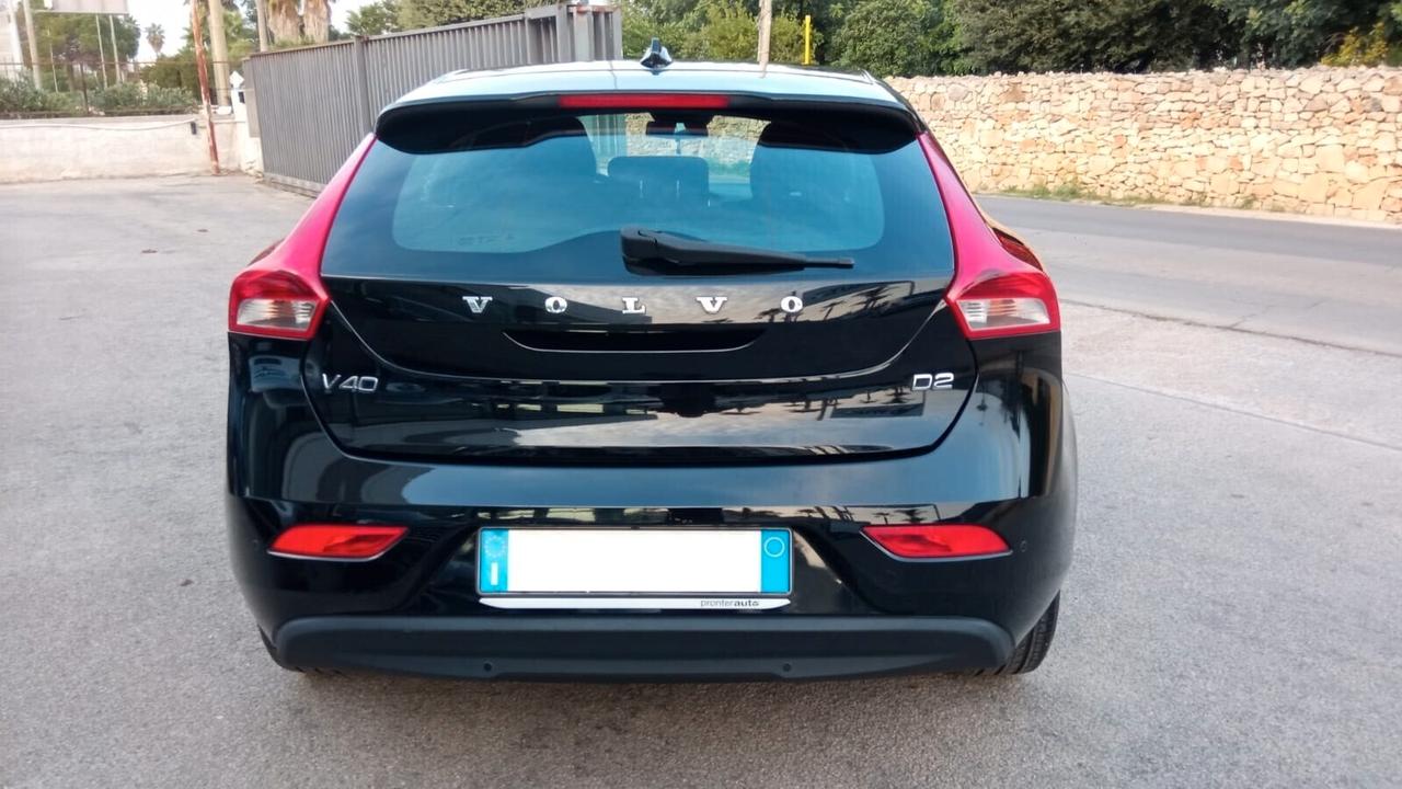 Volvo V40 D2 Momentum GearTronic