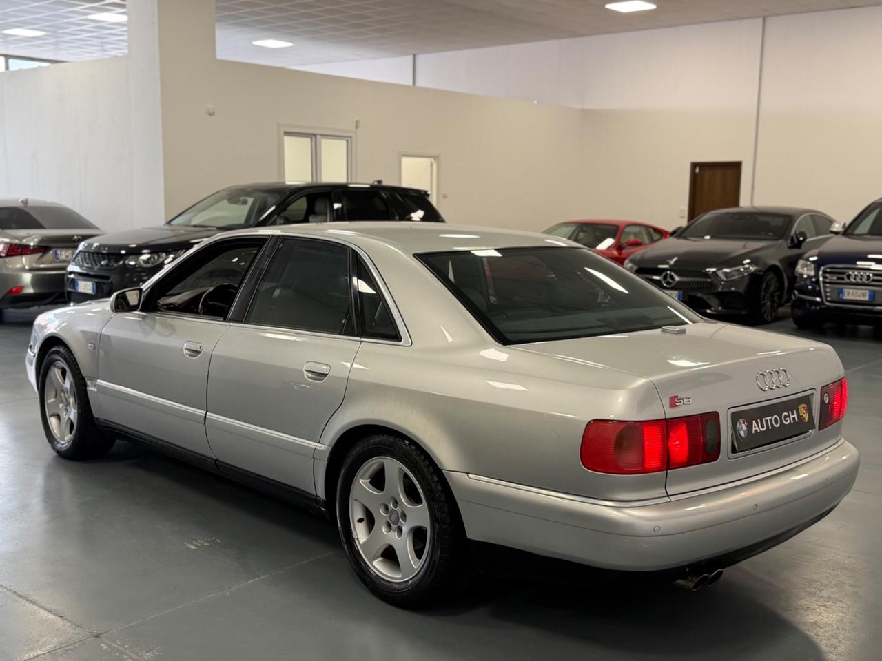 Audi S8 4.2 V8 40V cat quattro 360cv 135000 km